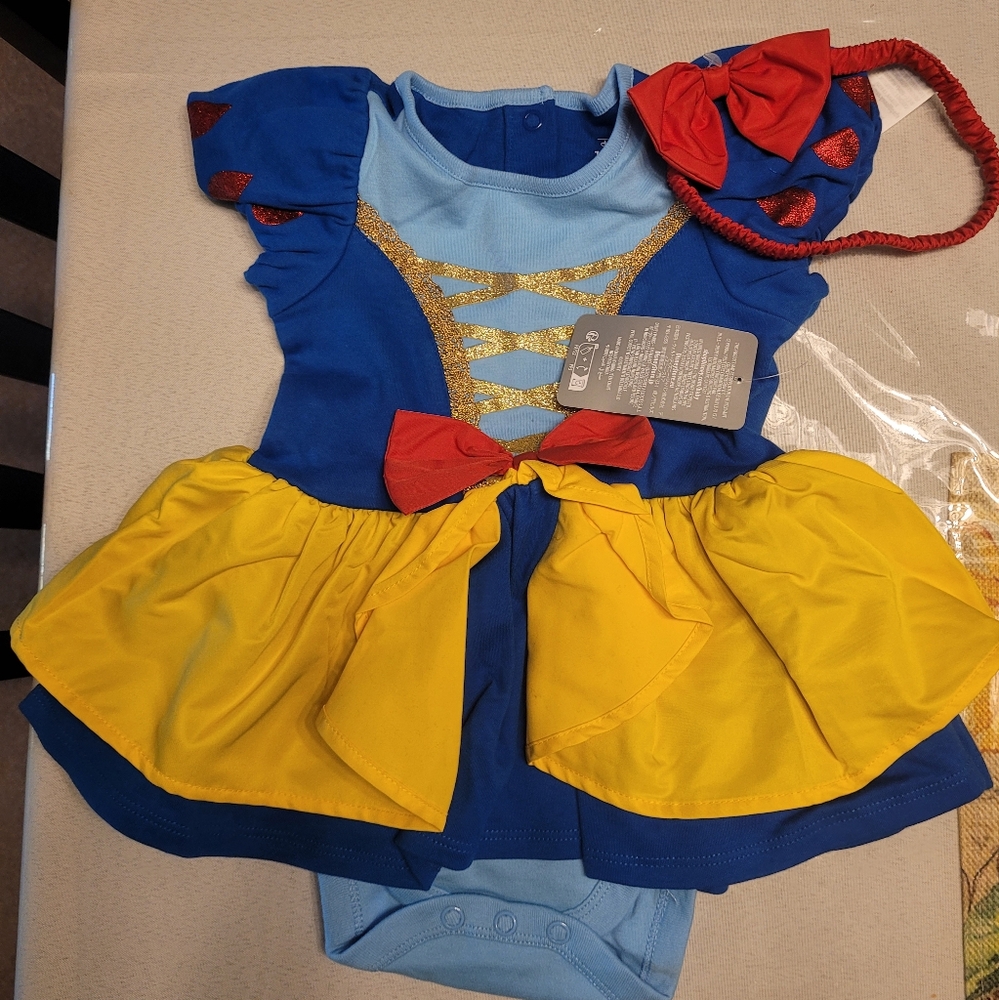 Snow White Costume Bodysuit 18 to 24 months